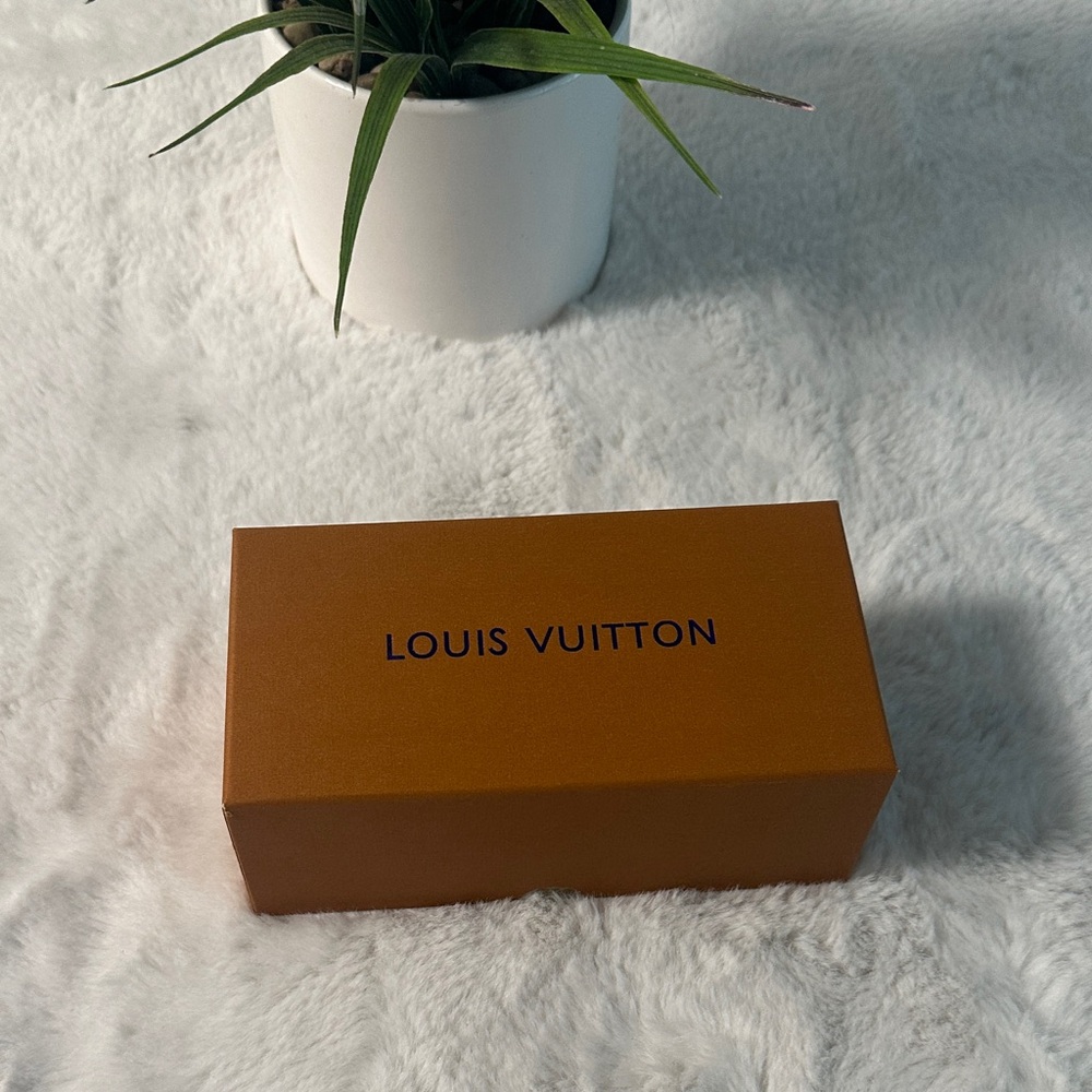 Louis Vuitton Orange Box with Navy Logo
